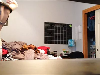 Un mari baise la chatte sex film anal poilue de sa femme avec un baiser