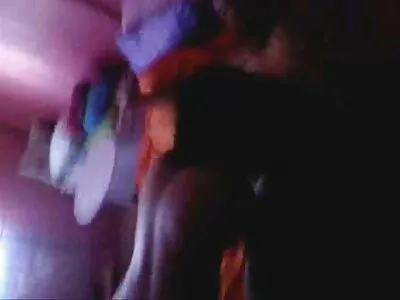 Les ennuis chauds se pornos anale terminent spectaculairement sur le pénis d'un ami
