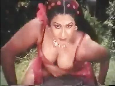 Beau dubla penetrare anala cul cheval pénis Femme bon saut