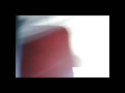 Il xxx mature anal a spontanément embrassé une fille dans une grotte d'hôpital
