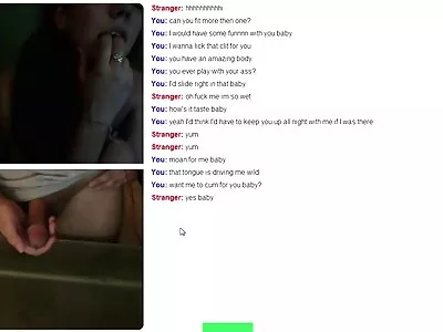 Bite embrassant la beauté film anal vintage extrêmement embarrassante par derrière