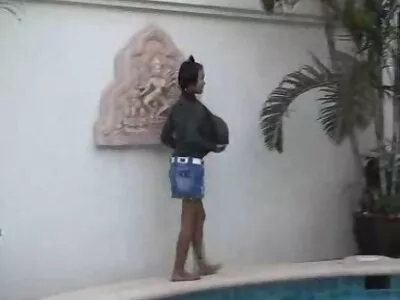 blonde avec zéro taille de poitrine devant son porn french asian petit ami