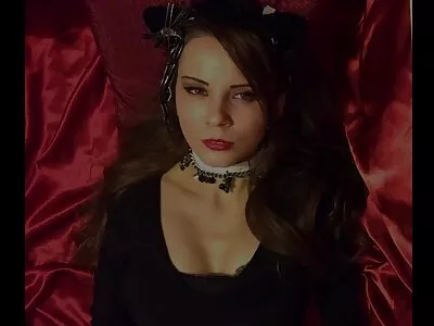 Je fume et me laisse entrer dans mon liza del sierra hardcore vagin.