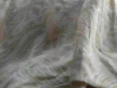 Belle anale movie avec un gros cul chevauchant sa chatte affamée sur un gode
