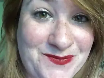 Une masseuse pousse un mulâtre dans un délicieux sodomie film porno vagin
