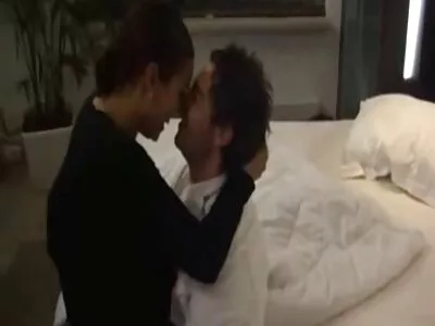 Fille noire baise avec le frère de son xxx sodomie mari baiser